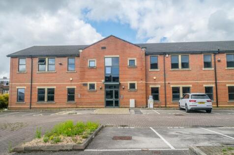 ONE BEDROOM FLAT CHURCH COURT MORLEY LEEDS LS27 9