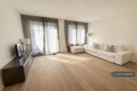 Open Plan Living / Dining