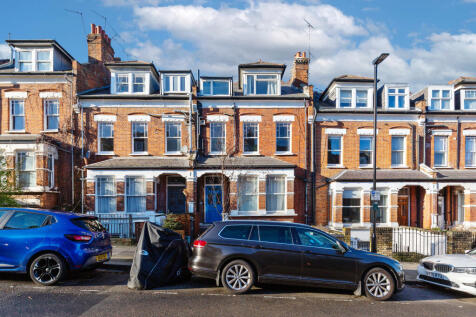 Flat 1, 84 Hillfield Avenue, Crouch End, London, N8 7DN