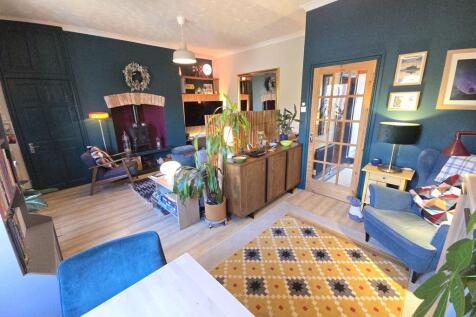 Open Plan Living/Dining
