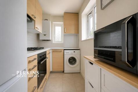 Kitchen.JPG