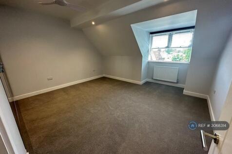 Chesters Place, Tilehurst, Reading, RG31 photo 5
