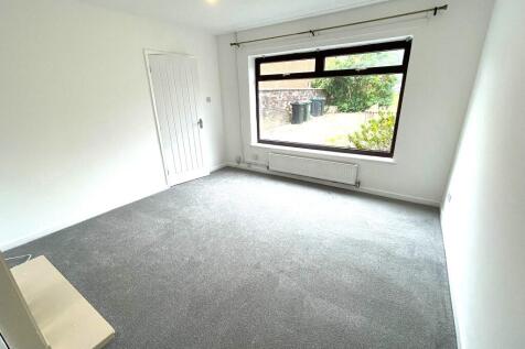 Parklands View, Ellesmere Port, Cheshire, CH66 photo 3