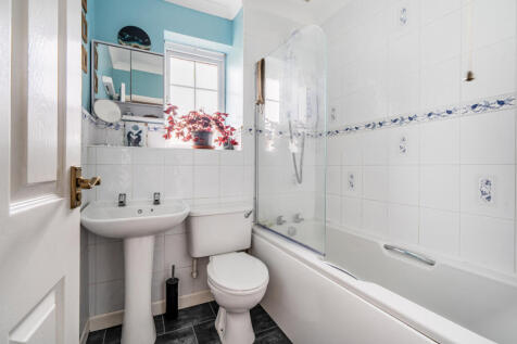 1372059-9-68f8f8f...