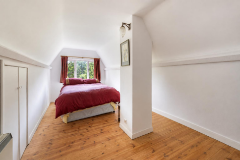 Top Bedroom.png