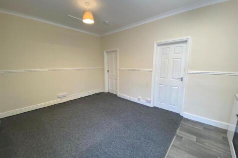 High Street, Barry photo 3