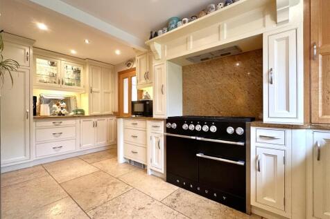 Exquisite Kitchen 281