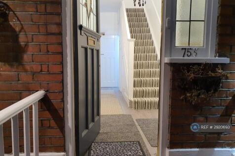 Chigwell Road, Woodford Green, IG8 photo 4
