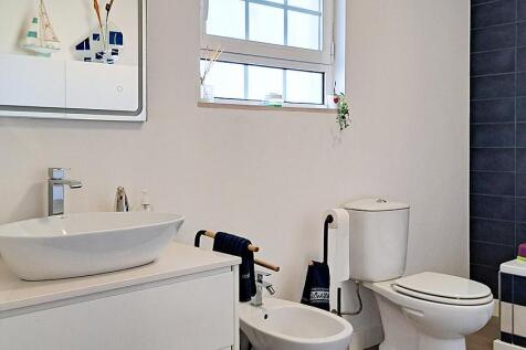 Sophisticated 4 bedroom villa for sale in Loule