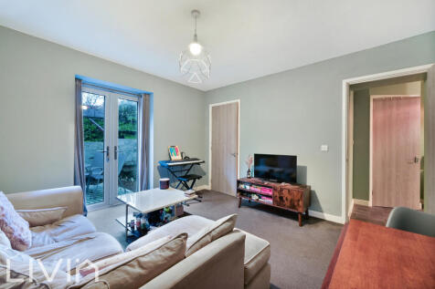 WHITEHORSE LANE, 235 (9 FROM 14)-7