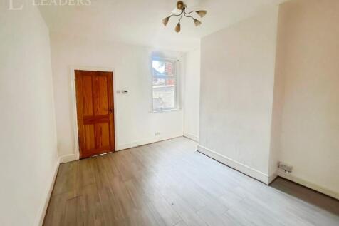 Stanton Street, DE23 photo 3
