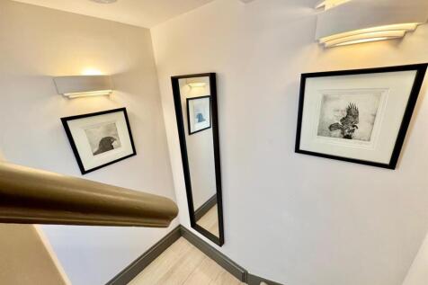 PHOTO-2025-04-07-20-10-49 (7).jpg