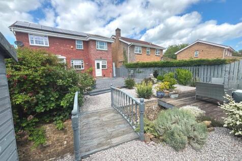 504640786_2262773114176950_4148660402697182830_n.j