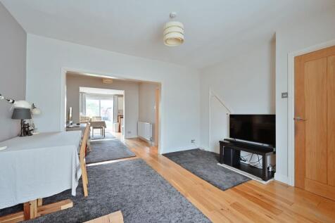 Watford, WD25 - property photo