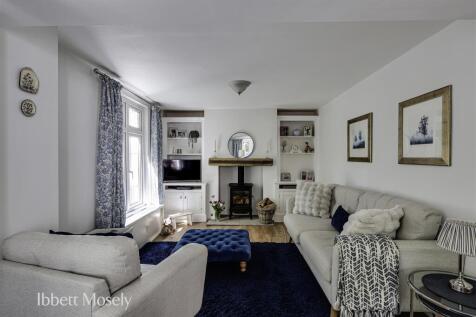 4 Reception Room.jpg