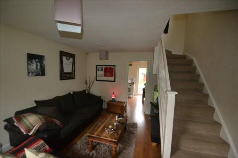Barnsbury Gardens, Newport Pagnell, Buckinghamshire, MK16 photo 5
