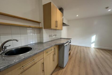 Churchill Road, Bournemouth,  photo 3