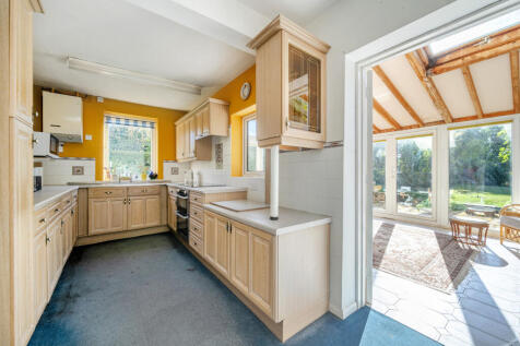 1349785-8-68c2faf...