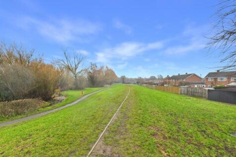 CAM02435G0-PR0124-STILL018.jpg