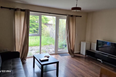Devonshire Street South, Manchester, Lancashire, M13 photo 5