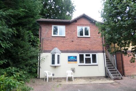 Studio flat on Briery Lane, Shrewsbury, Shropshire, SY3, £600/mo