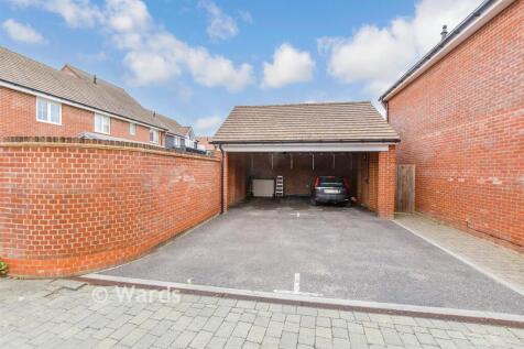 Driveway/Parking