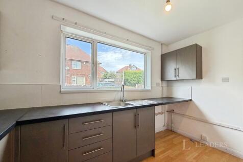 Brook Gardens, Arnold, Nottingham, NG5 photo 3