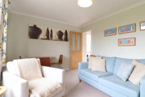 Laburnum Way, St Ives, PE27 photo 5