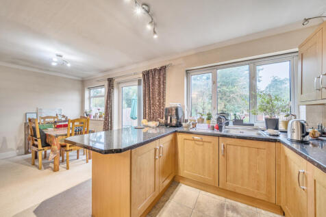 1365739-18-68ee8c...