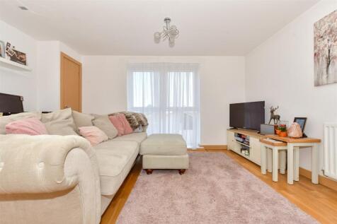 Kitchen/ Lounge/ Diner