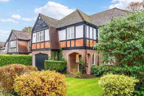 LONGCROFT AVENUE (4).jpg