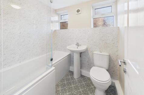 10 - 2 bedroom end-terraced house.jpg