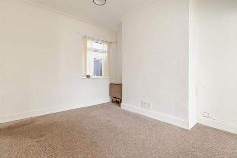 Springwell Lane, Balby, Doncaster photo 4