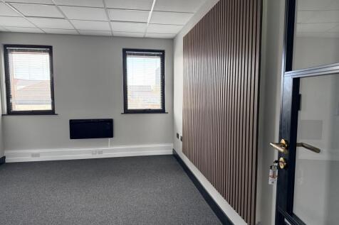 Office to rent Image 4