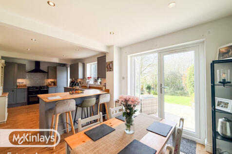 Stylish 4 Bedroom Family home, Kingston St Mary