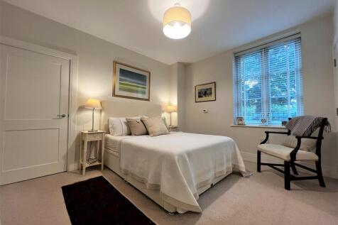 1 Whistler Ave (23).JPG