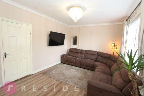 Lounge/Dining Area