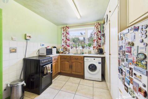 CAM03852G0-PR0445-STILL002