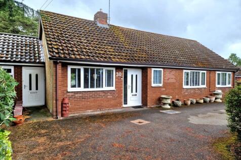 2 Bedroom Detached Bungalow for Sale with a 1 Bed
