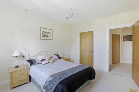 13-736eCT_MCSR_Flat 58 Watson Place_75 (1).JPG