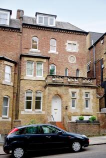 Lyndhurst Road Hampstead NW3 photo 3