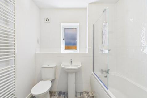 oak bathroom .jpg