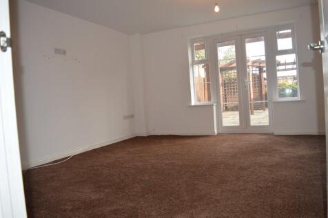 Sycamore Drive photo 4