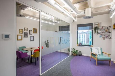 2nd floor fitted  photo 2.JPG