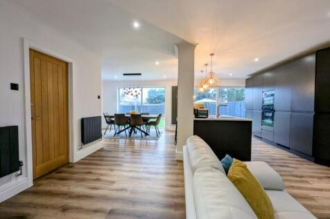 Kitchen/Dining/Family Room