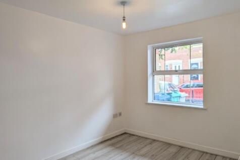 New Barns Avenue, Manchester, M21 photo 4