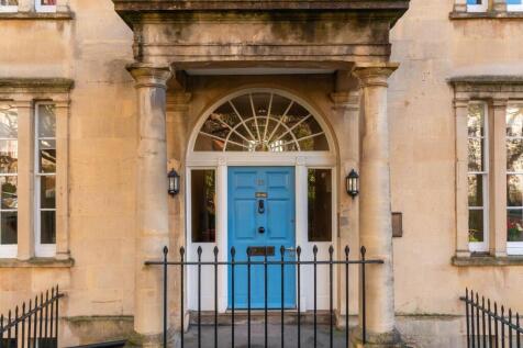 0T4CDHS - External H.jpg