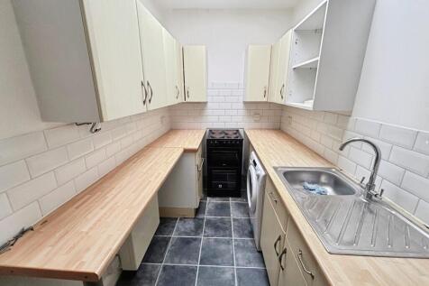 Station Lane, Hornchurch, RM12 photo 3