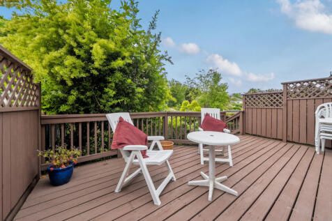 1293764-6825d4981...