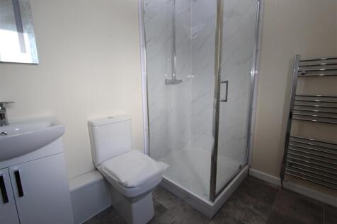 EnSuite Bedroom 2.JPG